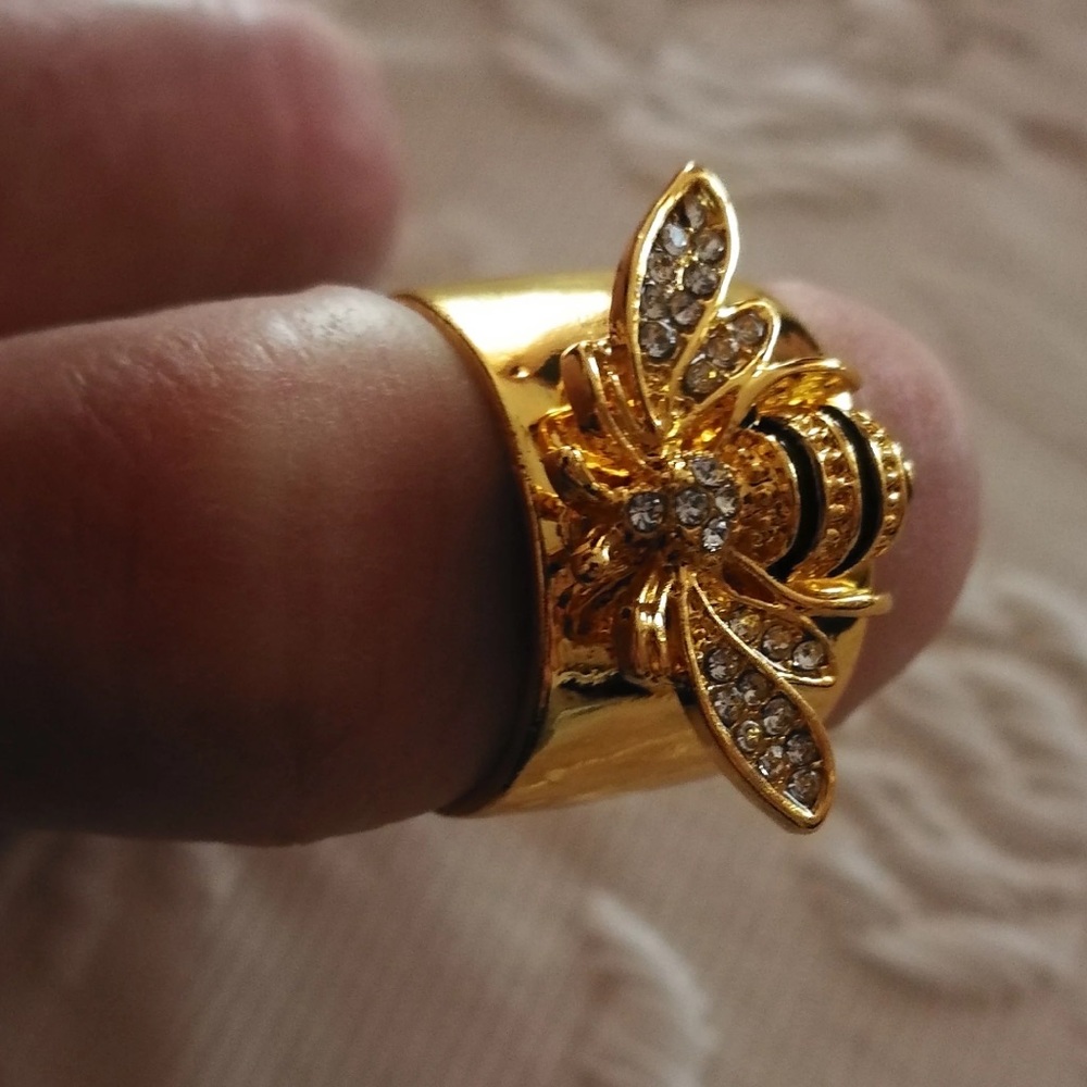 Sterling Silver 925 Large Bee Ring - image 1